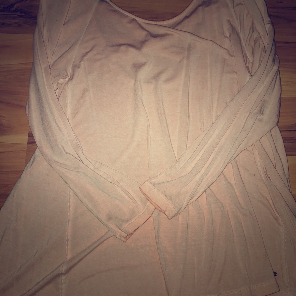 American Eagle shirt